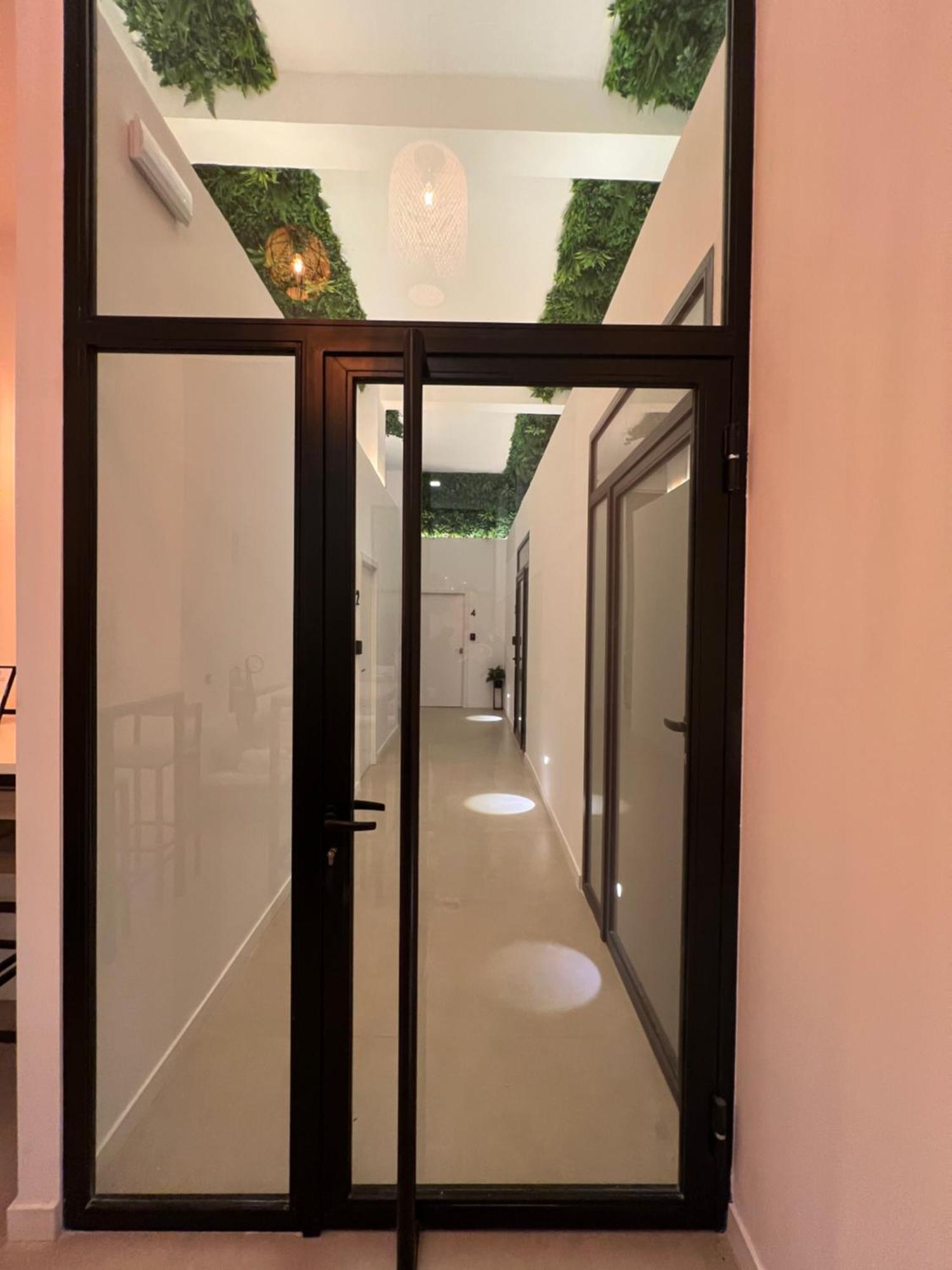 Nina Mala Hotel Valencia Kültér fotó